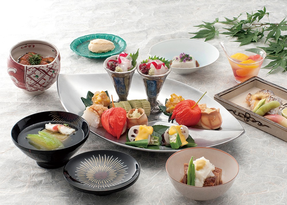 日本料理おばな。古都の灯りめぐりに寄せて目と舌に涼感美味の『納涼会席』。奈良グルメ