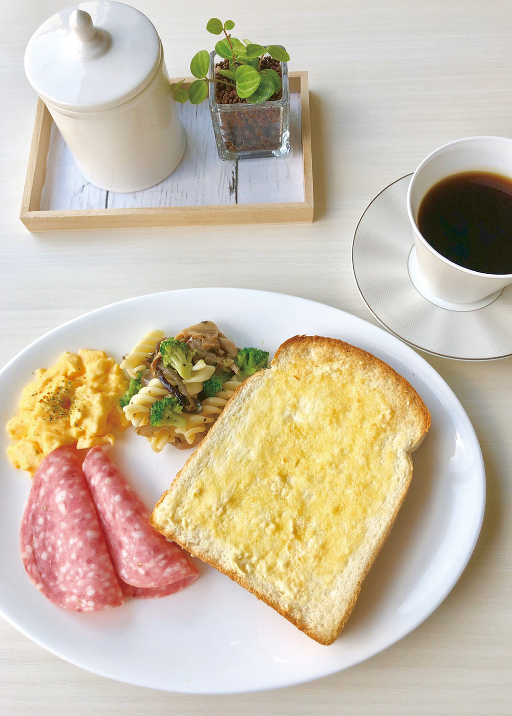 精華町,カフェ,ラックルームカフェ,モーニング,ランチ