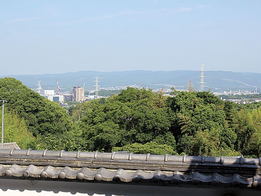 見晴らし最高。本堂から若草山も見える！