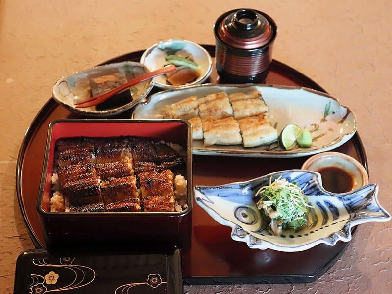25-08unagiya-umebachi-10