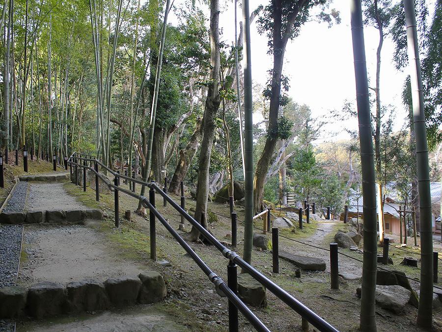 瑜伽山園地（旧山口氏南都別邸庭園）
