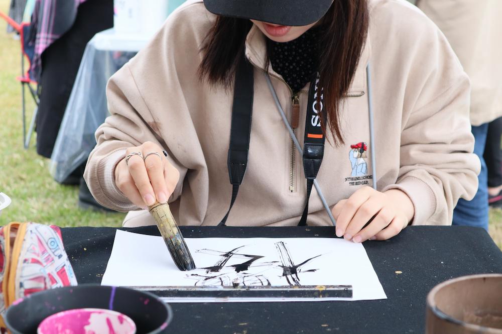 茶筌の端材を使った茶筌書道