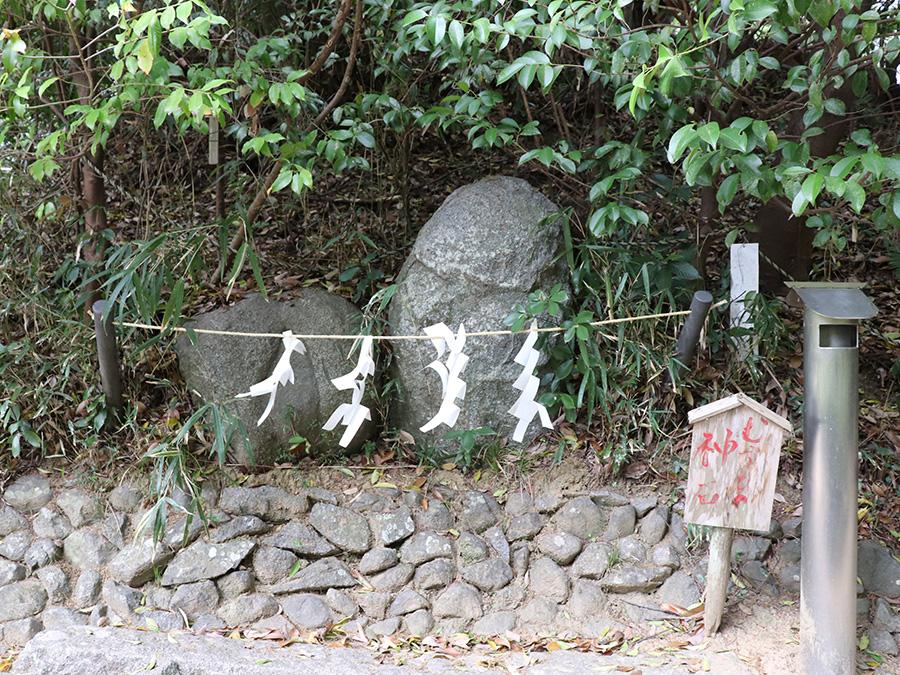 むすひの神