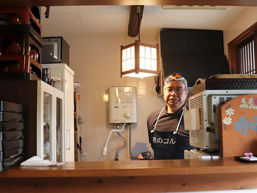 店主の山﨑さん